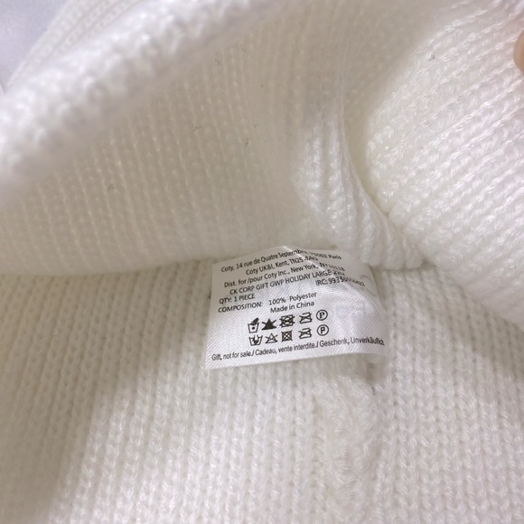 Calvin Klein Unisex Beanie, White Ribbed Knit, Fold-Over Cuff, Warm Soft Hat-NEW - Picture 7 of 11